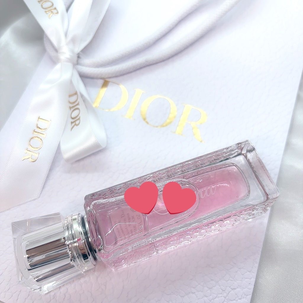 Dior ミス ディオール ローズ&ローズのクチコミ「#メガ割購入品 ❕もう届いた〜🤍

名前刻印して貰えたの本当に嬉しい😢💓
ラッピング不要にした.....」（2枚目）