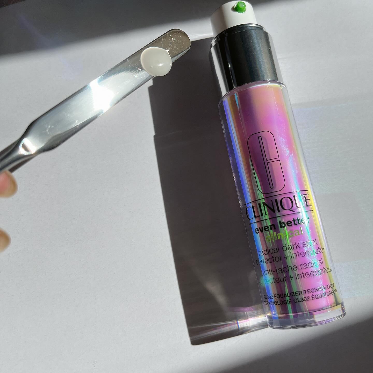 イーブン ベター ラディカル ブライト セラム/CLINIQUE/美容液を使ったクチコミ（3枚目）