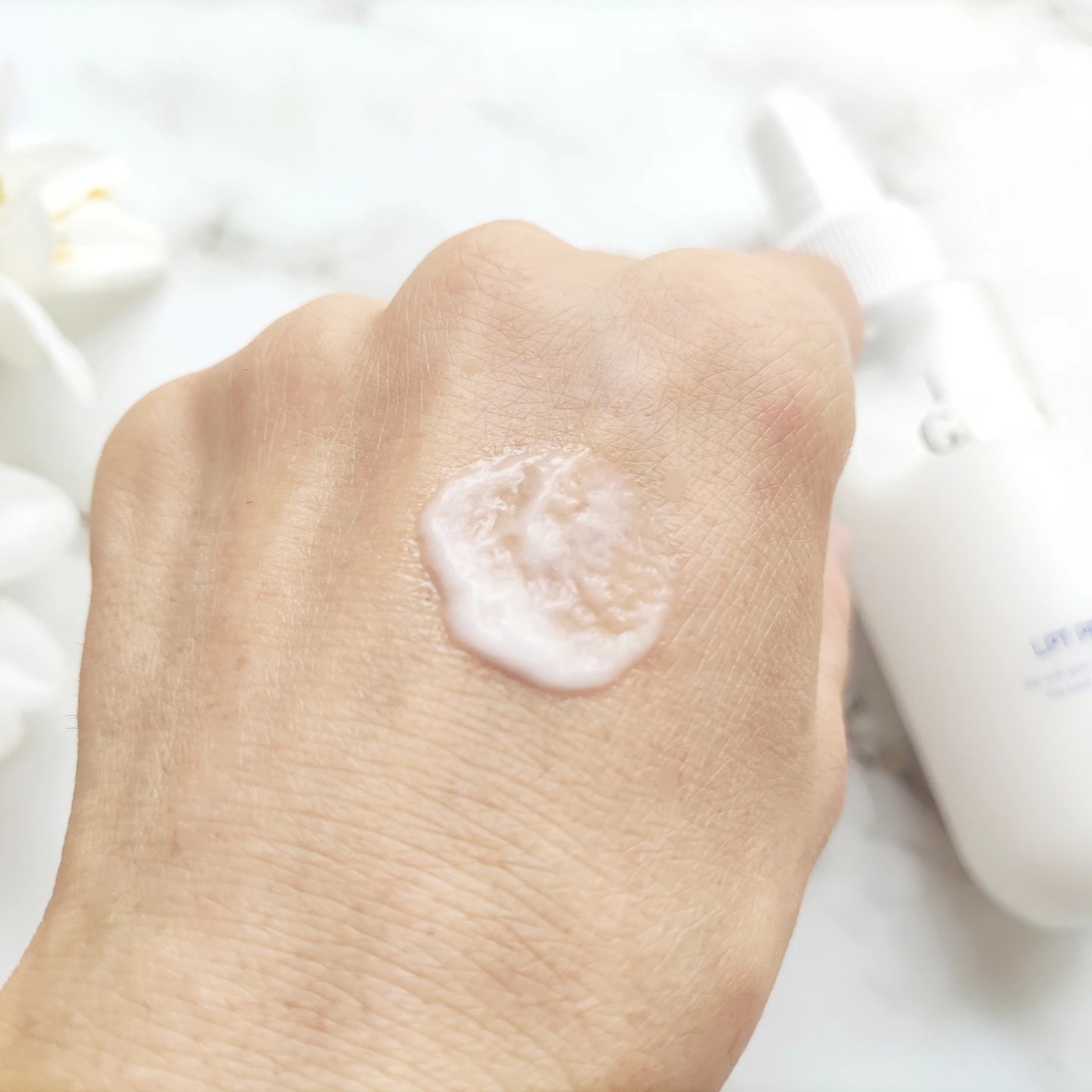 パフュームヘアパックインミスト Pink Breeze/Daleaf/アウトバストリートメントを使ったクチコミ（3枚目）