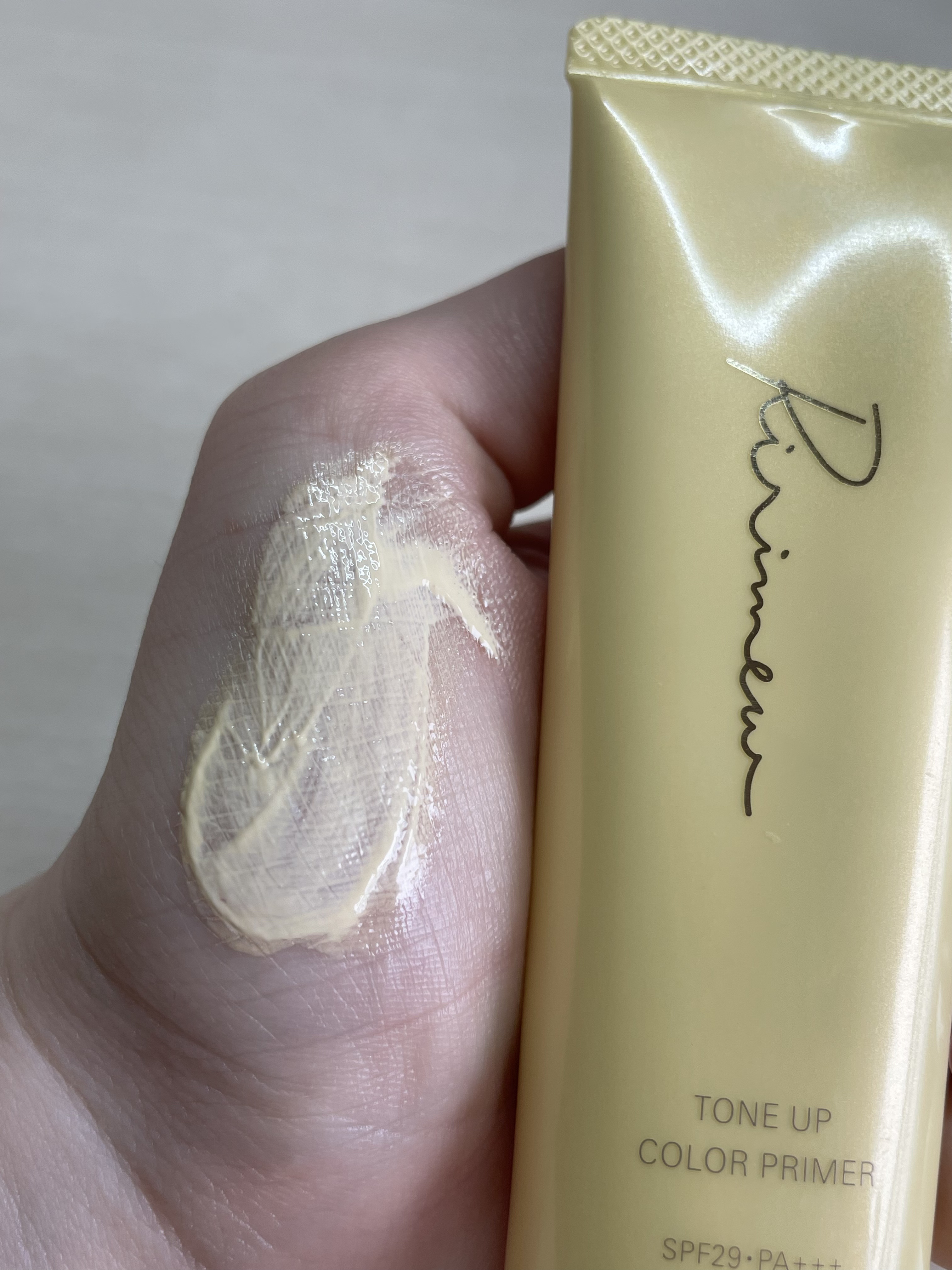 トーンアップカラープライマー  ヴェールイエロー/Ririmew/化粧下地を使ったクチコミ（3枚目）