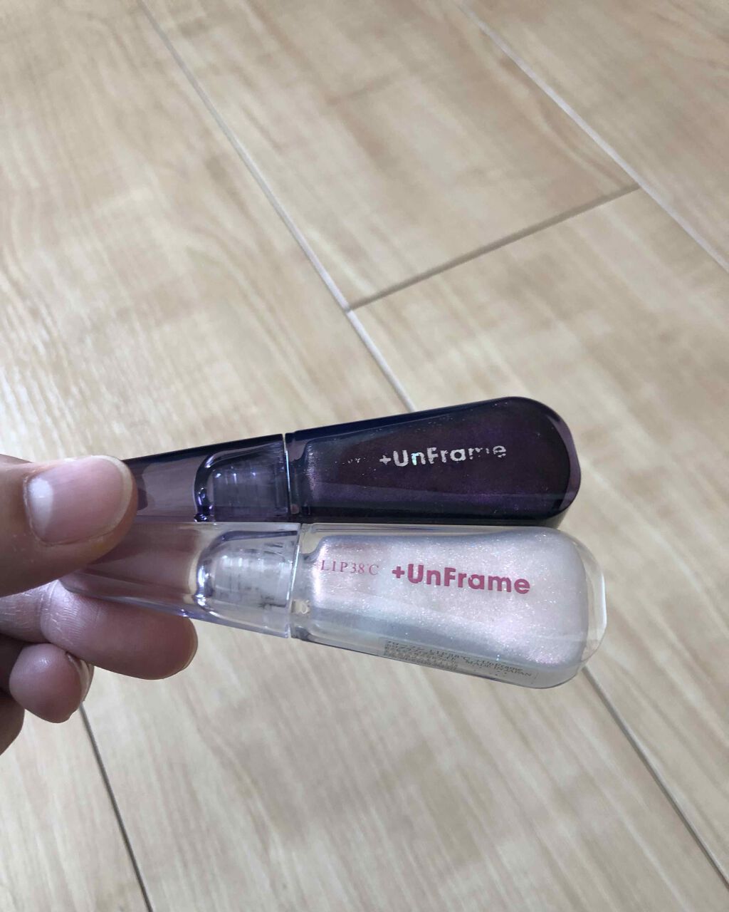 LIP38℃ +UnFrame<ホログラフィック>/UZU BY FLOWFUSHI/リップグロスを使ったクチコミ(1枚目)