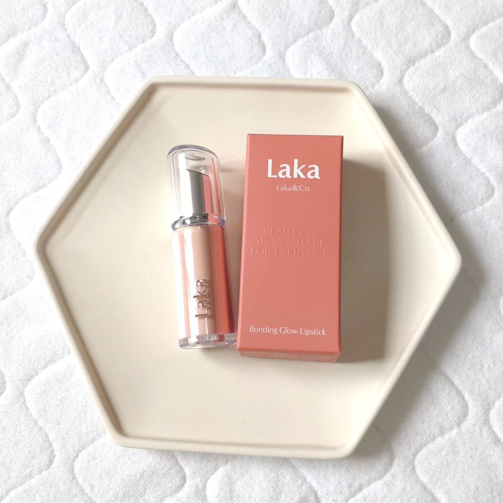 ボンディンググロウリップスティック/Laka/口紅を使ったクチコミ（2枚目）
