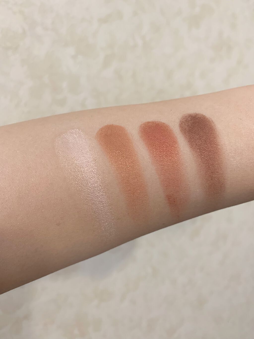 シルキースフレアイズ/キャンメイク/アイシャドウパレットを使ったクチコミ(3枚目)