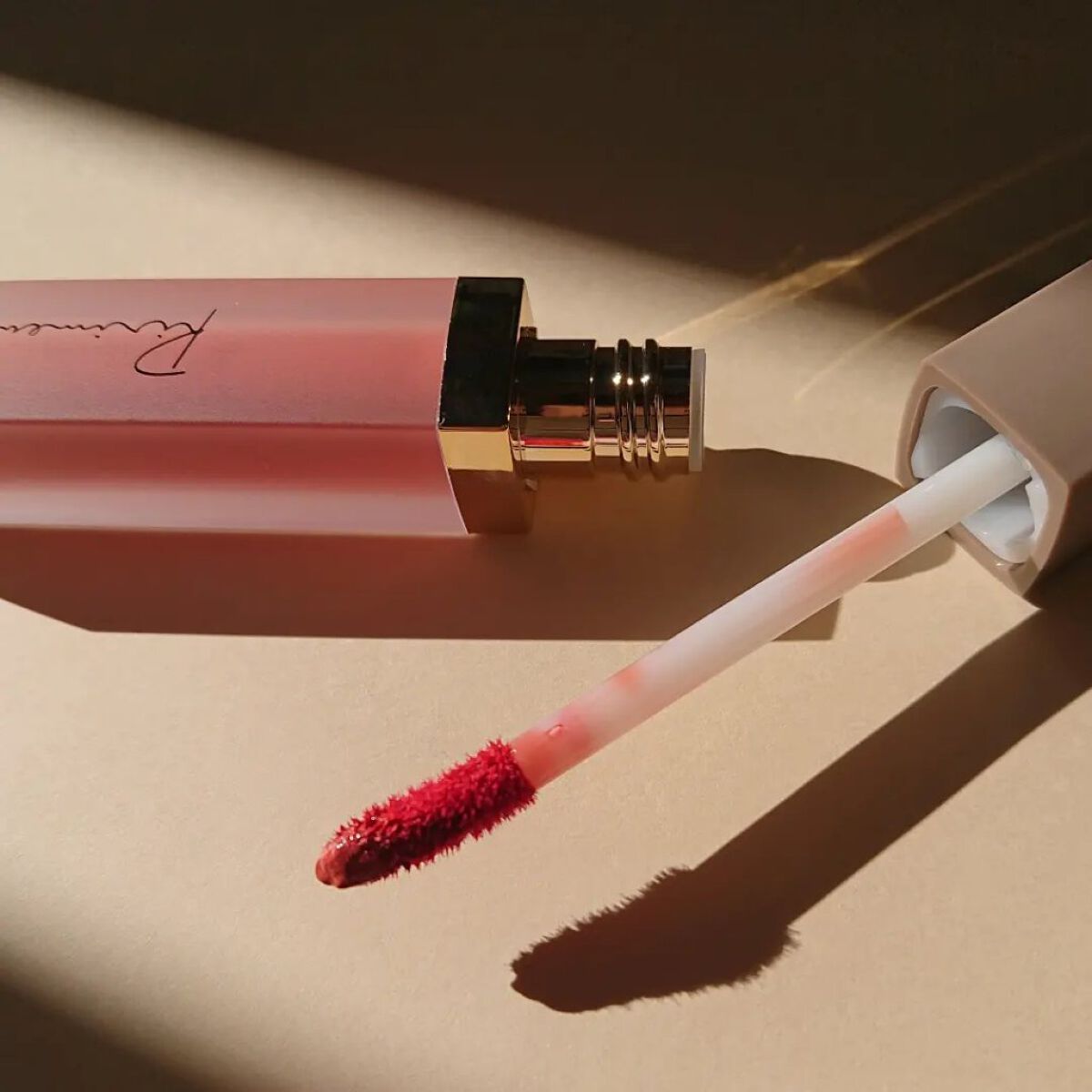 センシュアルフィックスティント/Ririmew/リップティントを使ったクチコミ（3枚目）