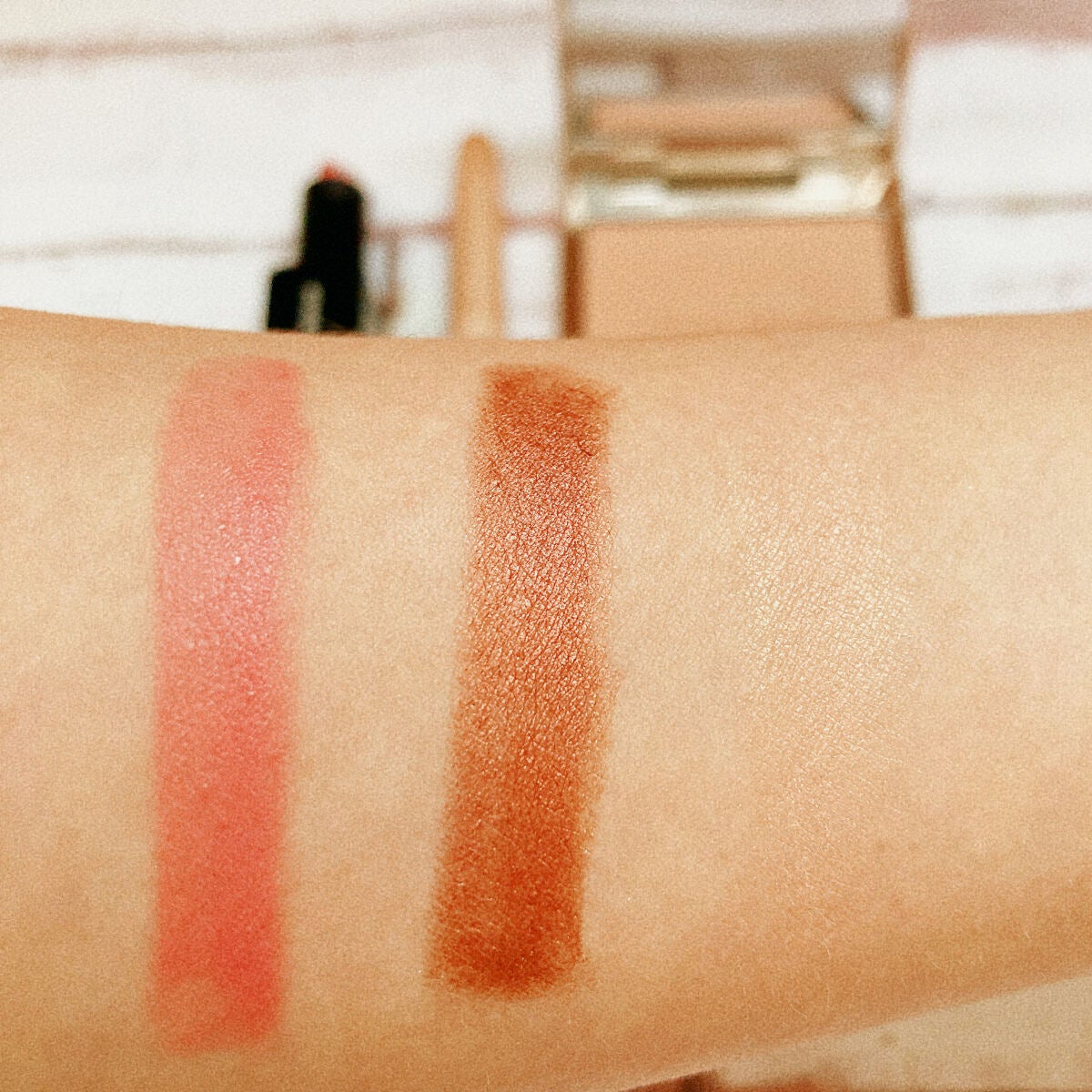 キャビアスティック アイカラー/ローラ メルシエ/スティックアイシャドウを使ったクチコミ(3枚目)