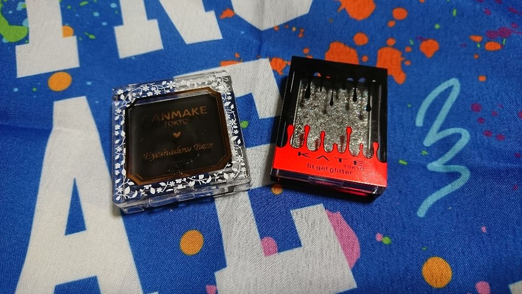 フィットジェルグリッター/KATE/ジェル・クリームアイシャドウを使ったクチコミ（1枚目）