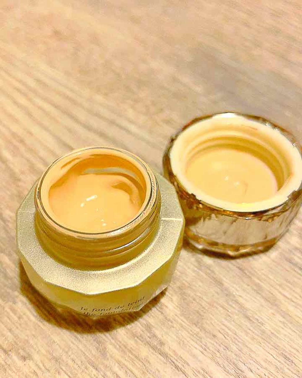 ル・フォンドゥタン/クレ・ド・ポー ボーテ/クリーム・エマルジョンファンデーションを使ったクチコミ(2枚目)