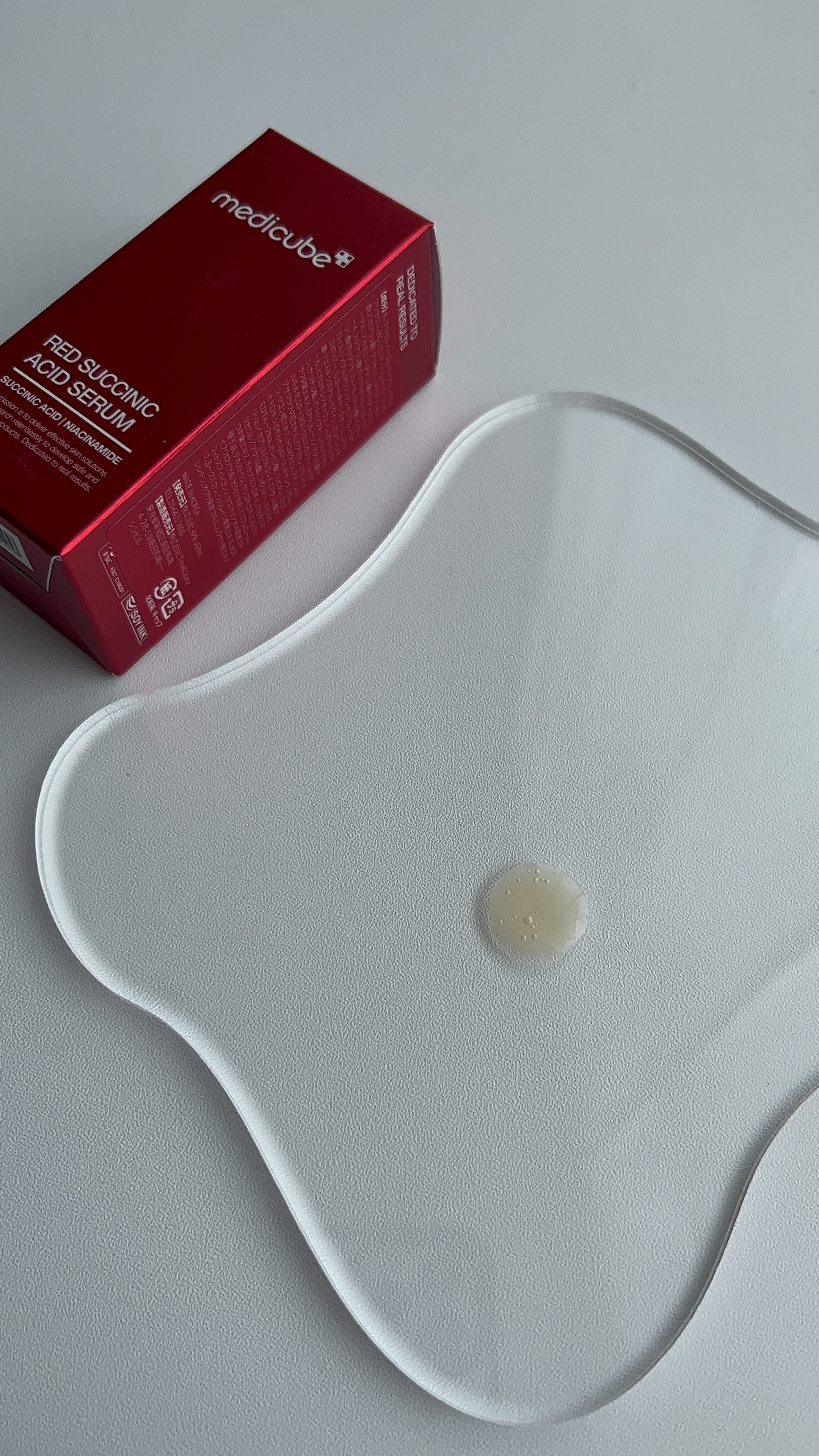 レッドアクネピーリングセラム/MEDICUBE/美容液を使ったクチコミ（3枚目）