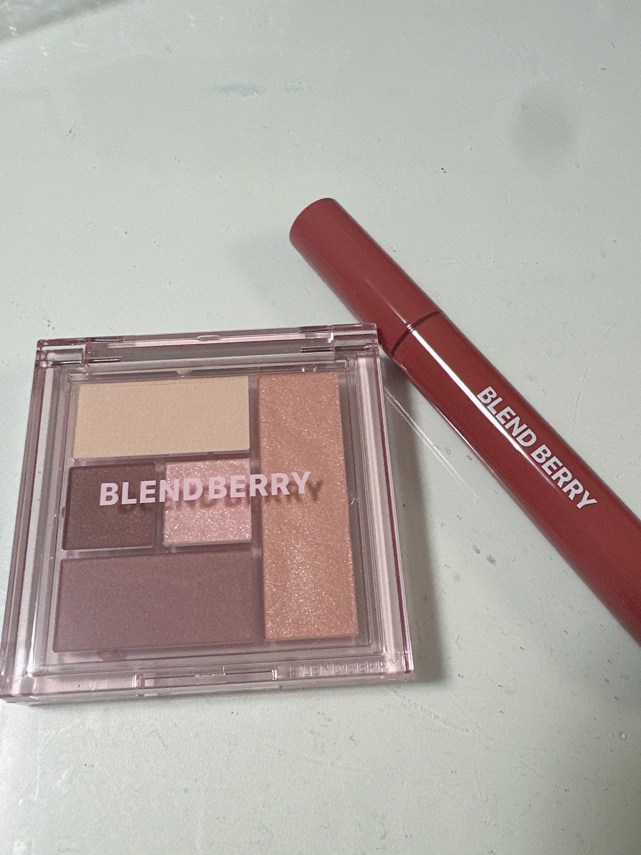 ブレンドベリー オールユーニード クリエイション/BLEND BERRY/マルチパレットを使ったクチコミ（2枚目）