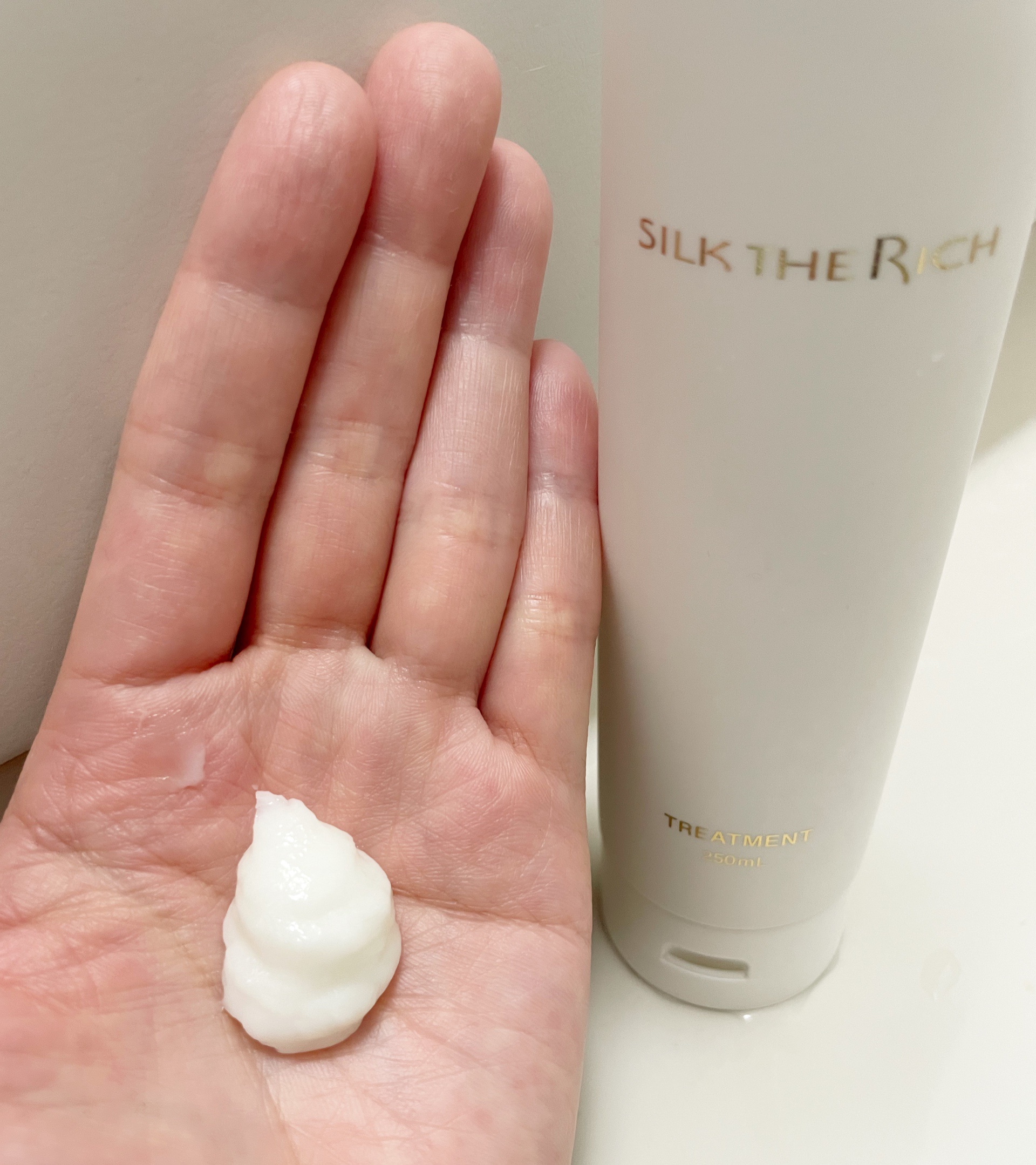 SILK THE RICH モイスト&リペア シャンプー・トリートメント/SILK THE RICH/市販シャンプーを使ったクチコミ（3枚目）