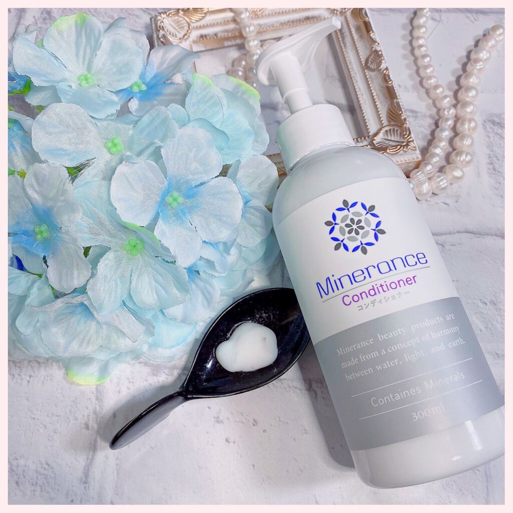ミネランス コンディショナーのクチコミ「ミネランス コンディショナー
 
 
ノンシリコン処方で
驚きのサラツヤ髪を実現する
コンディ.....」（2枚目）
