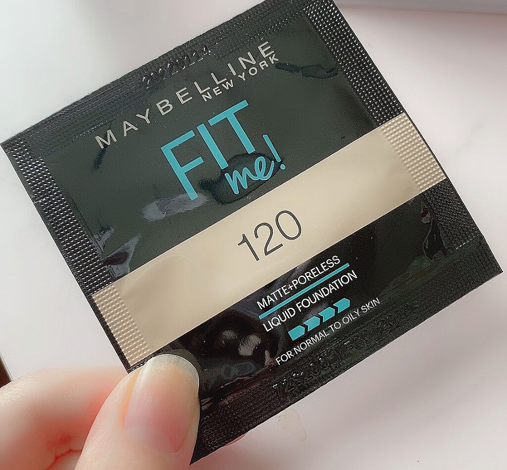 フィットミーリキッドファンデーション 120/MAYBELLINE NEW YORK/リキッドファンデーションを使ったクチコミ（1枚目）