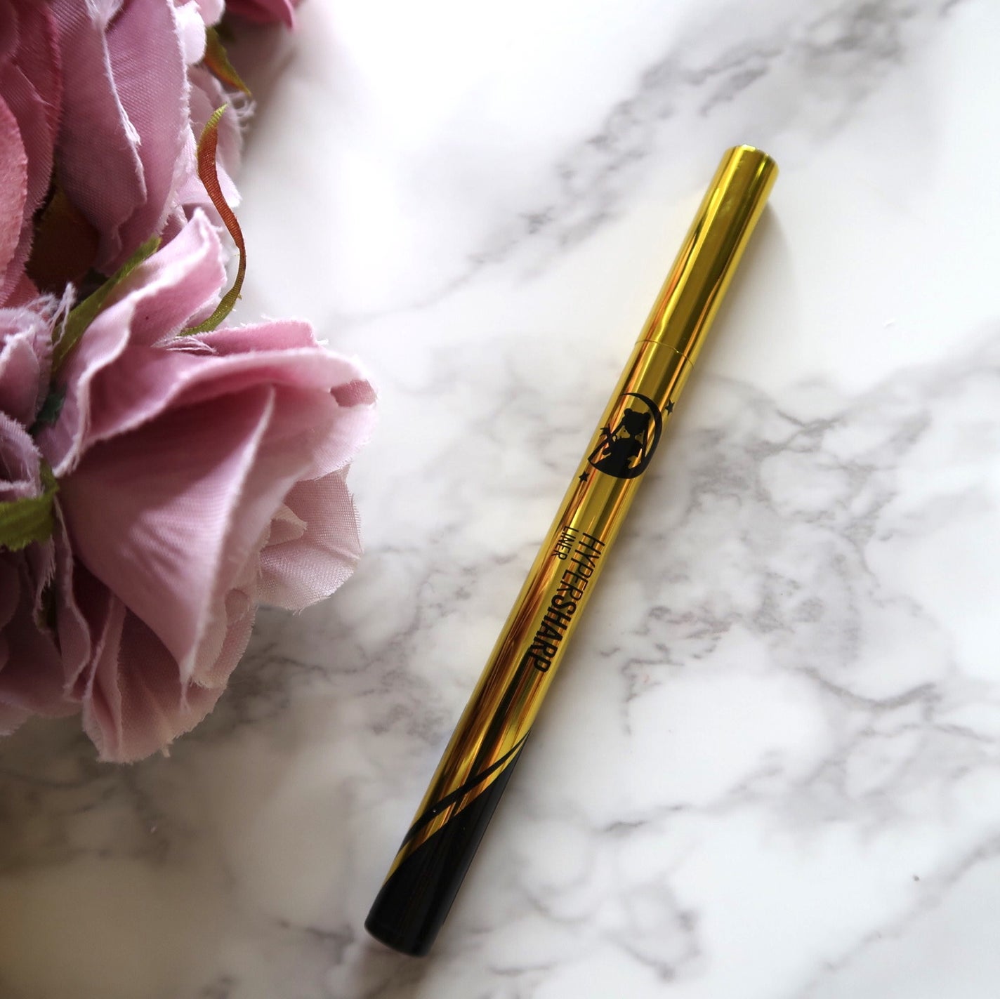 ハイパーシャープ ライナー R/MAYBELLINE NEW YORK/リキッドアイライナーを使ったクチコミ(1枚目)