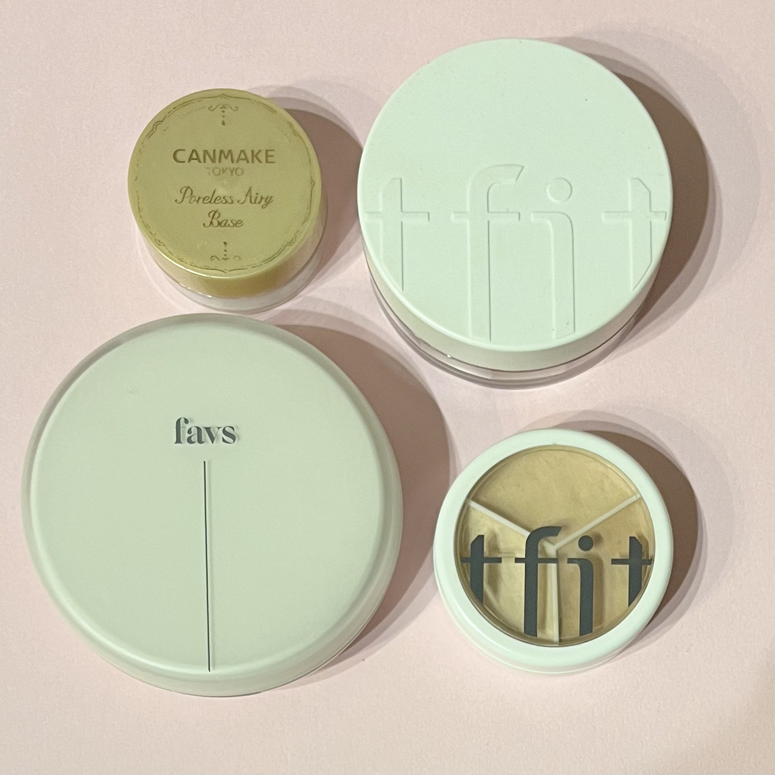 カーミンググロウアップクッションファンデーション/favs/リキッドファンデーションを使ったクチコミ（2枚目）