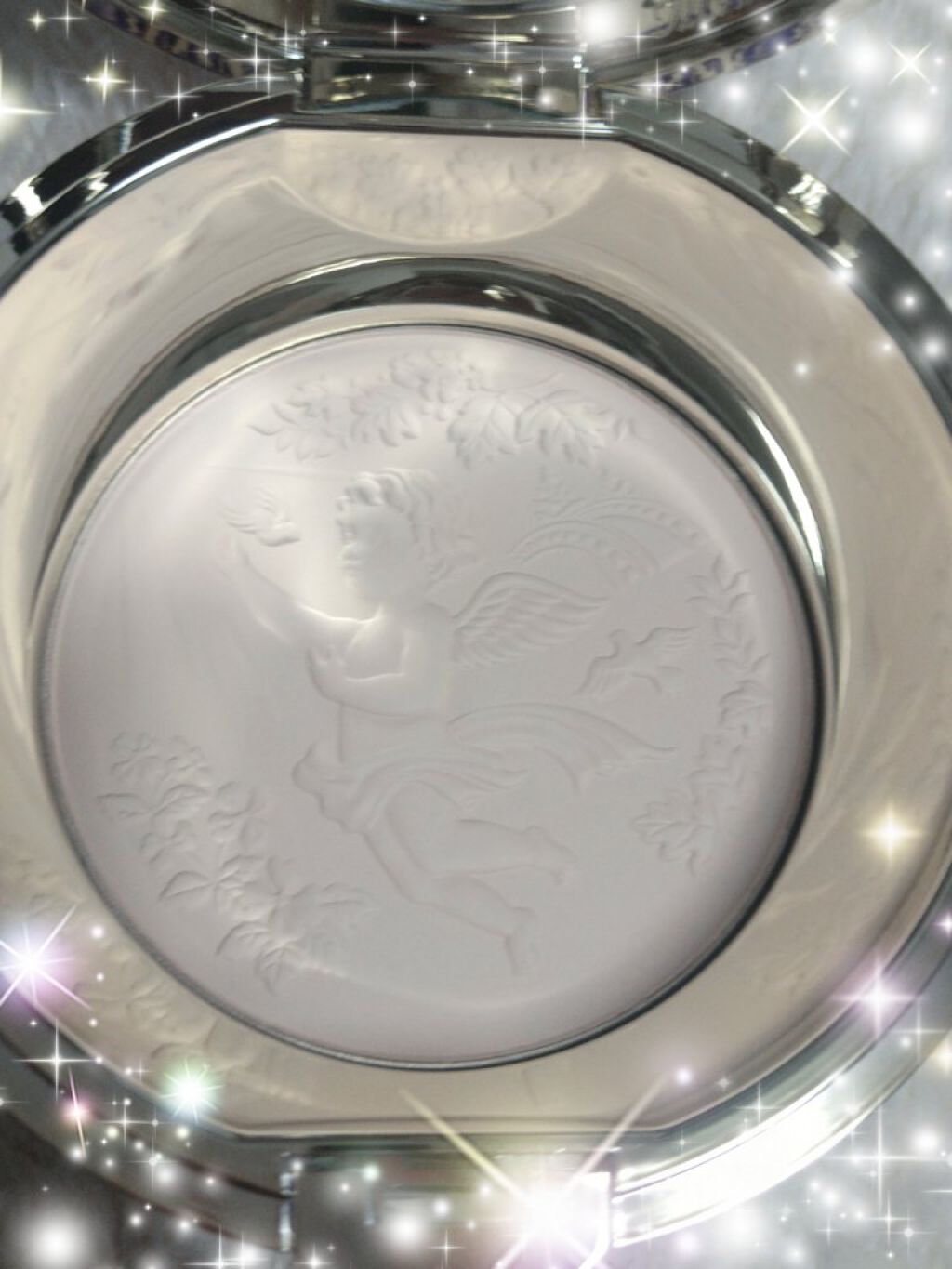 フェースアップパウダー ２０２２/ミラノコレクション/プレストパウダーを使ったクチコミ（2枚目）