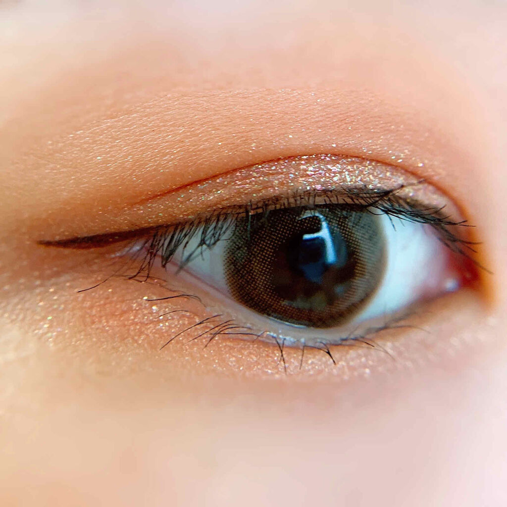 ソーラーティンティドフローパウダー/THREE/プレストパウダーを使ったクチコミ（2枚目）