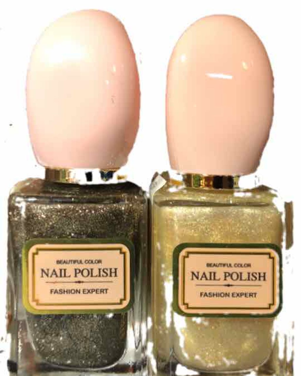 マシュマロ on LIPS 「ベトナムのロッテマートのメイソウというお店で買ったネイルがめっ..」(1枚目)