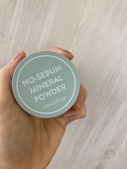 ノーセバム ミネラルパウダー N/innisfree/ルースパウダーを使ったクチコミ(2枚目)