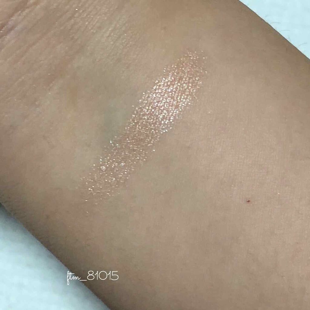 アディクション ザ アイシャドウ 18 Blondy (P) /ADDICTION/単色アイシャドウを使ったクチコミ（3枚目）