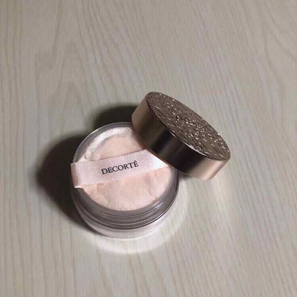 AQ MW フェイスパウダー/DECORTÉ/ルースパウダーを使ったクチコミ(2枚目)