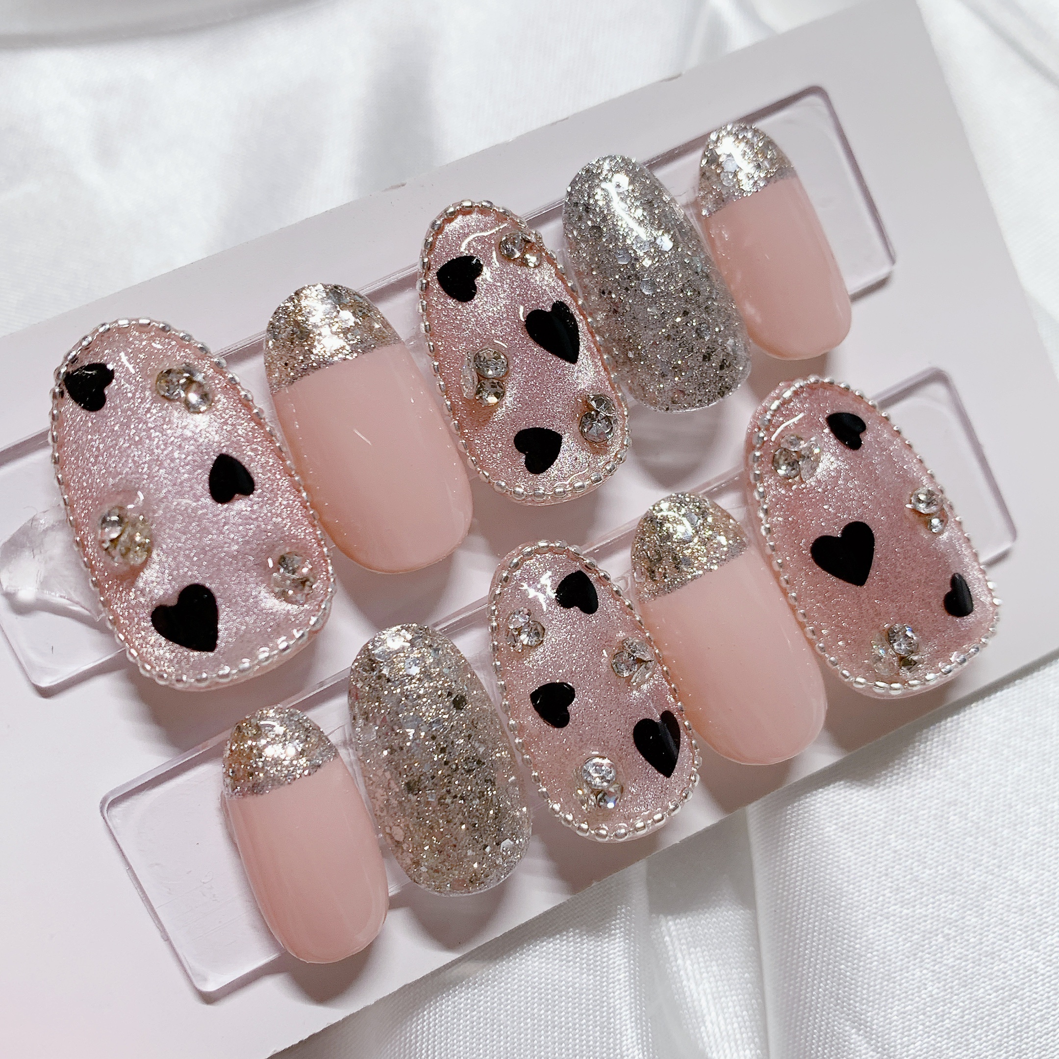 マグネットジェル 05マーズ（ギャラクシーシリーズ）/NAILTOWN/ジェルネイルを使ったクチコミ（2枚目）