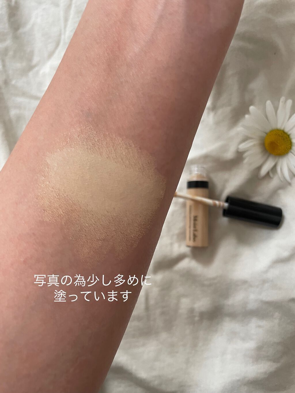 モイストラボ エッセンス薬用美白コンシーラー/Moist Labo/リキッドコンシーラーを使ったクチコミ(3枚目)