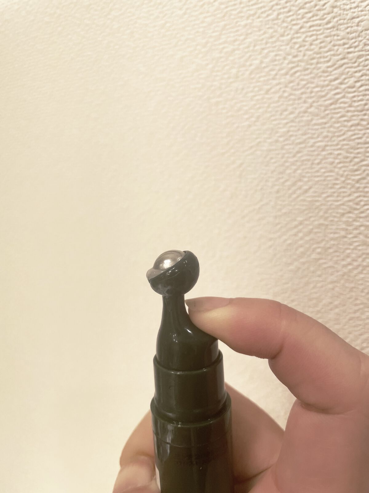 グリーンティーシード モイスト アイ＆フェイスボール/innisfree/美容液を使ったクチコミ（3枚目）