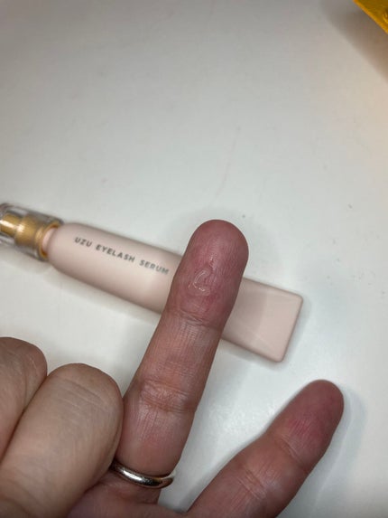 まつげ美容液(まつげ・目もと美容液)/UZU BY FLOWFUSHI/まつげ美容液を使ったクチコミ(3枚目)