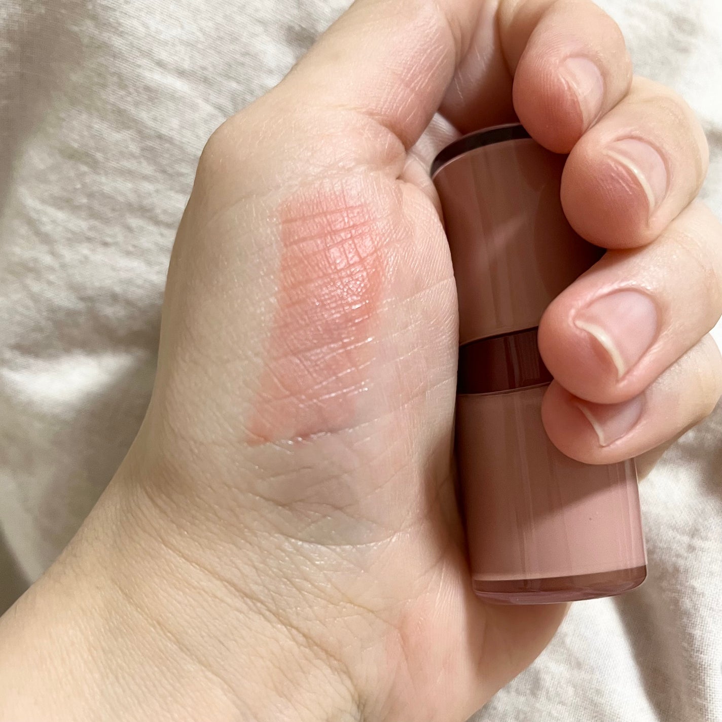 ロウグロウジェルティント/hince/リップティントを使ったクチコミ(4枚目)