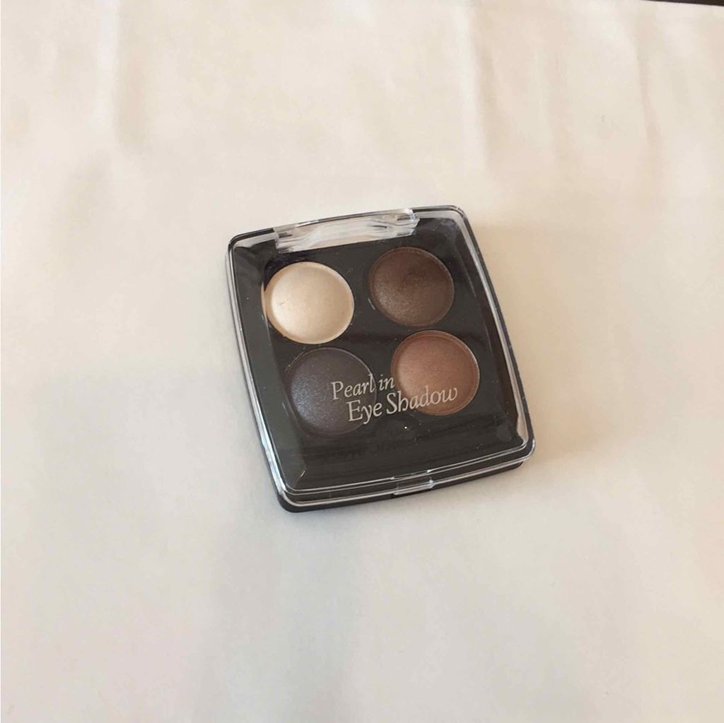 エルファー パールインアイシャドウ/DAISO/アイシャドウパレットを使ったクチコミ（1枚目）