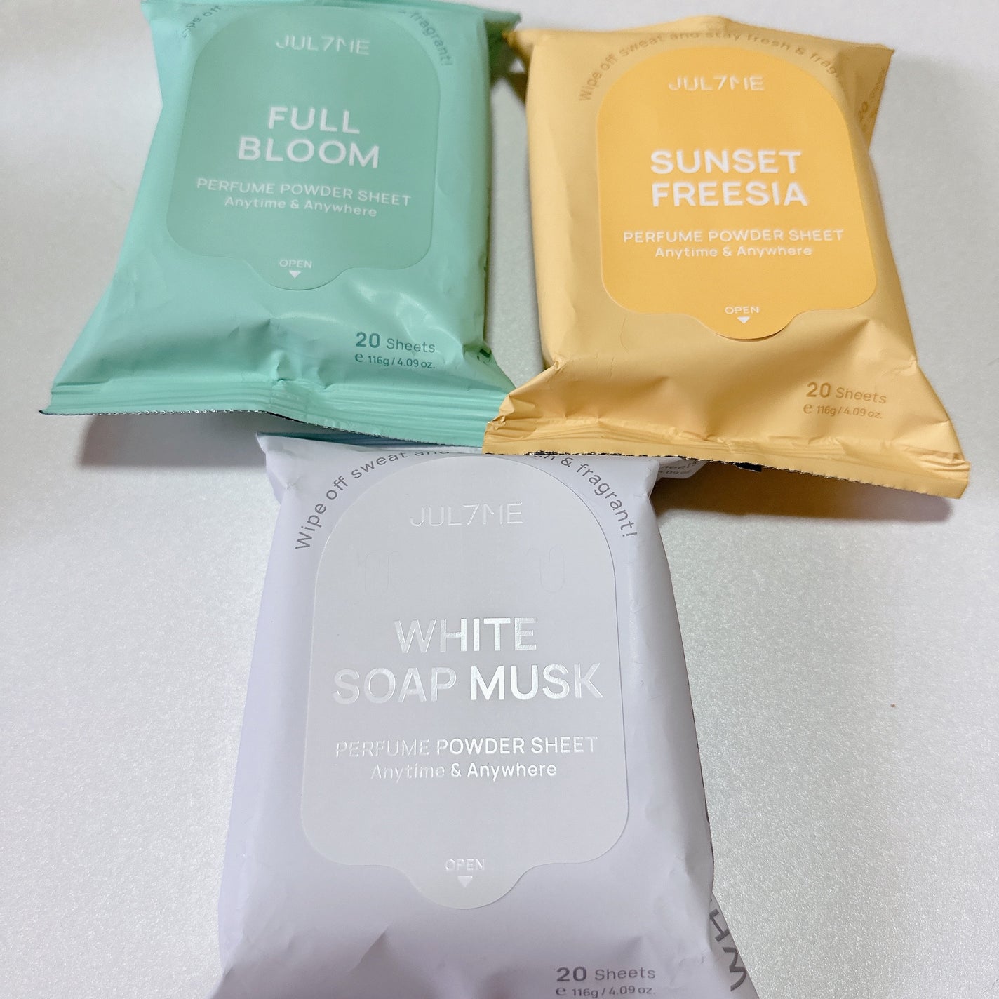 ジュライミー フレグランスパウダーシート サンセットフリージア/JUL7ME/ボディシートを使ったクチコミ(2枚目)