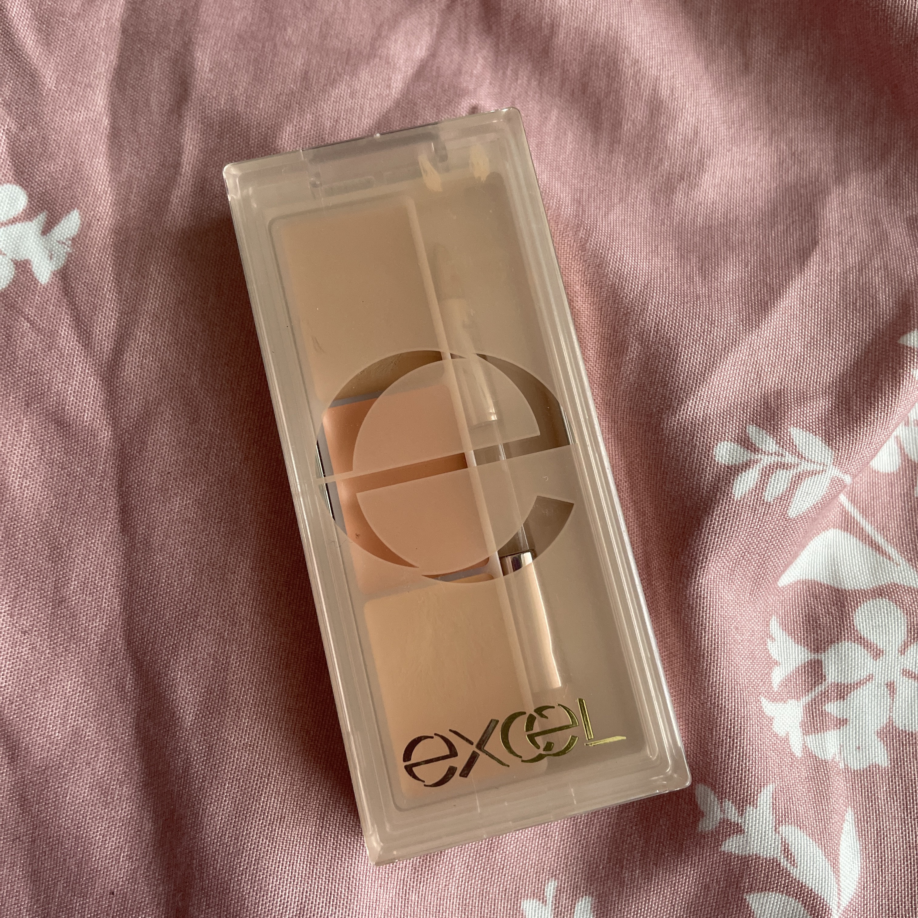 サイレントカバー コンシーラー/excel/パレットコンシーラーを使ったクチコミ（1枚目）
