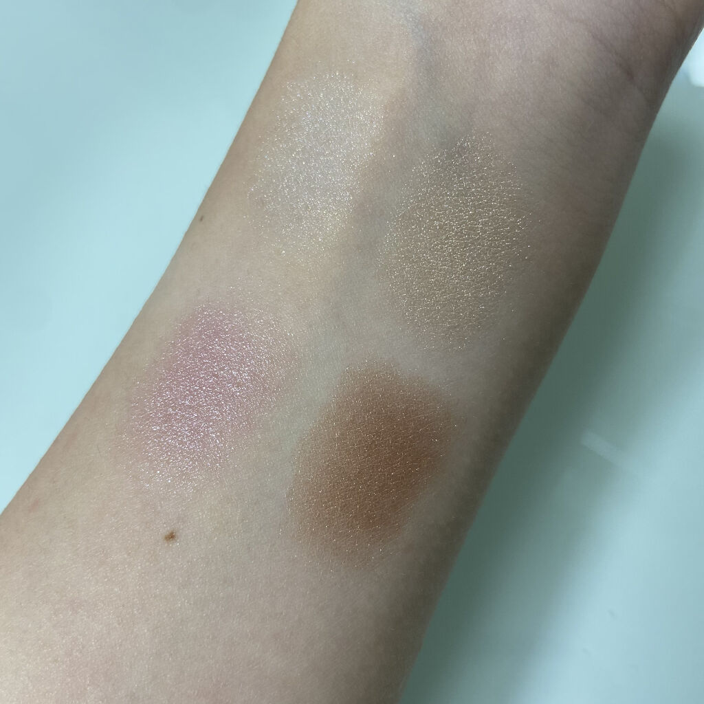 ディオール バックステージ フェイス グロウ パレット/Dior/ハイライトを使ったクチコミ（2枚目）