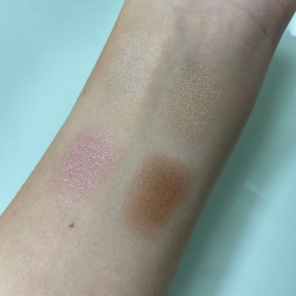 ディオール バックステージ フェイス グロウ パレット/Dior/ハイライトを使ったクチコミ(2枚目)