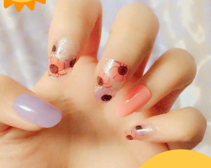 🍒🍇 on LIPS 「♡自分の記録用ネイル💅♡ネイルしたいけどうまく濡れなくてジェル..」(1枚目)