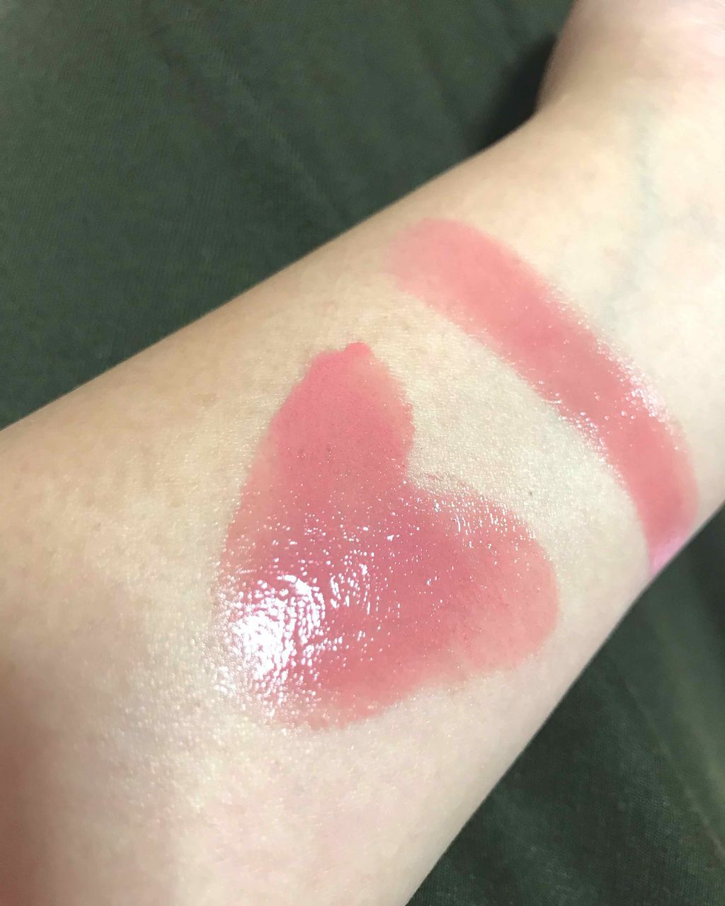 エッセンスルージュS/パラドゥ/口紅を使ったクチコミ(3枚目)