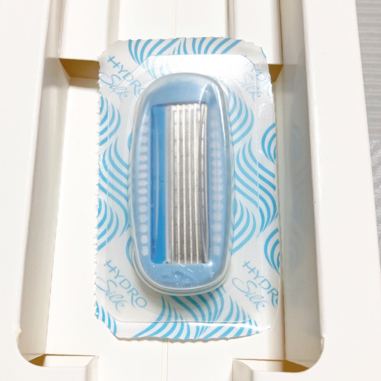 ハイドロシルク ホルダー (刃付き+替刃1コ)/ハイドロシルク/シェーバーを使ったクチコミ(9枚目)