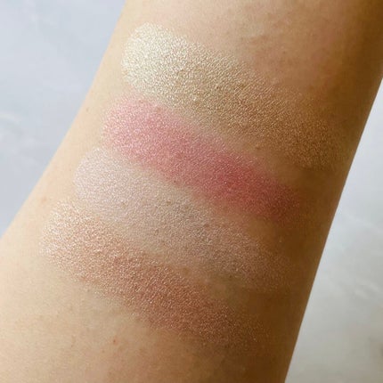 ディオール バックステージ フェイス グロウ パレット/Dior/ハイライトを使ったクチコミ(3枚目)