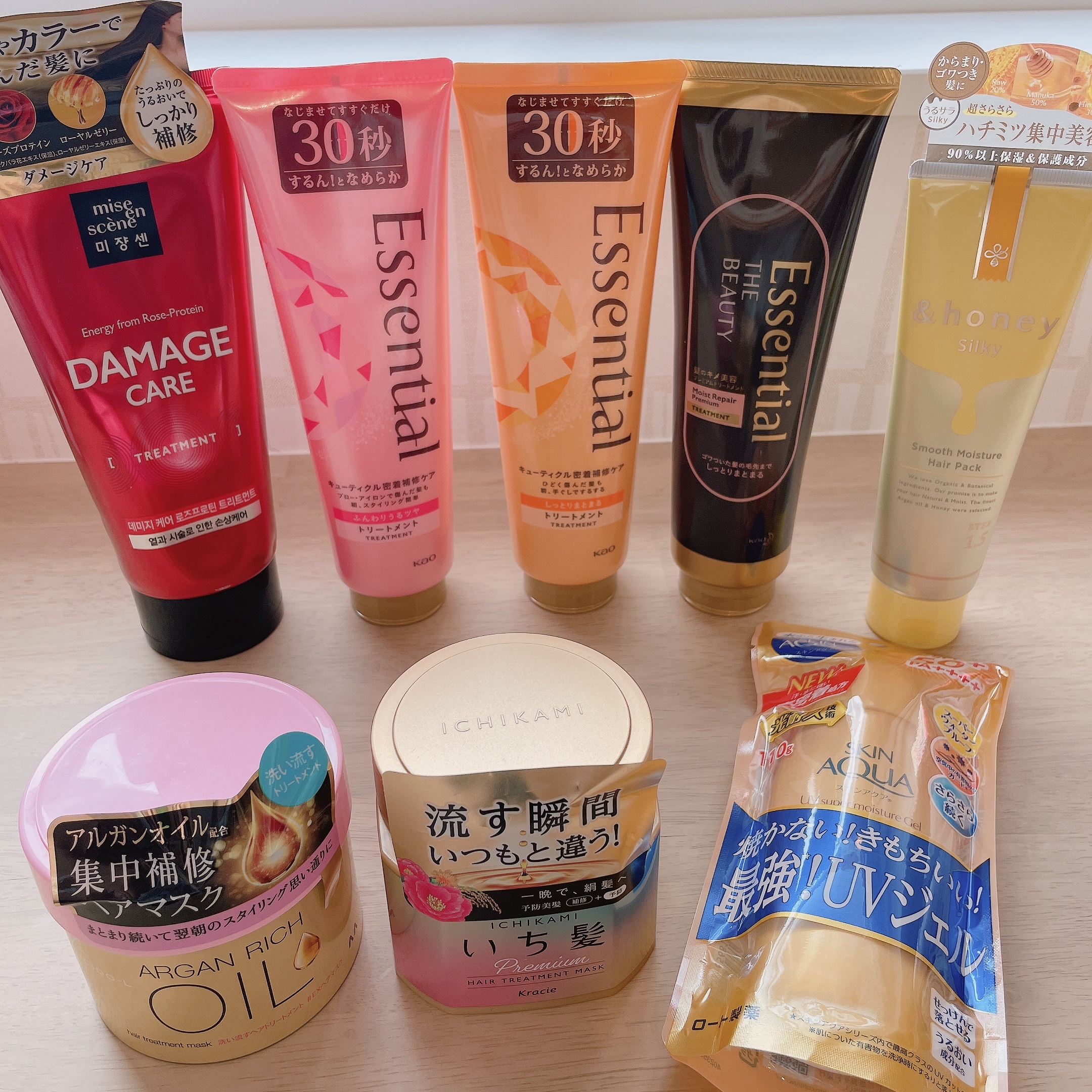 スーパーモイスチャージェルゴールド/スキンアクア/日焼け止めジェルを使ったクチコミ（1枚目）