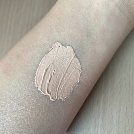 マットシフォン UVリキッドファンデ 01 ライトピンクオークル(Light Pink Ochre)/KiSS/リキッドファンデーションを使ったクチコミ(2枚目)