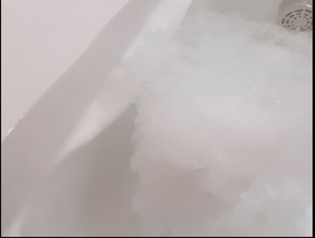 チャンス オー タンドゥル バス タブレット/CHANEL/保湿系入浴剤を使ったクチコミ（3枚目）