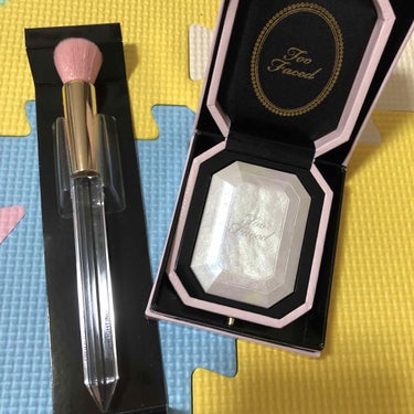 ダイヤモンドライト マルチユース ハイライター/Too Faced/ハイライトを使ったクチコミ（3枚目）