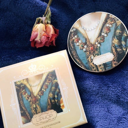 アリストアイシャドウパレット 9色/PEONYELF/アイシャドウパレットを使ったクチコミ(4枚目)