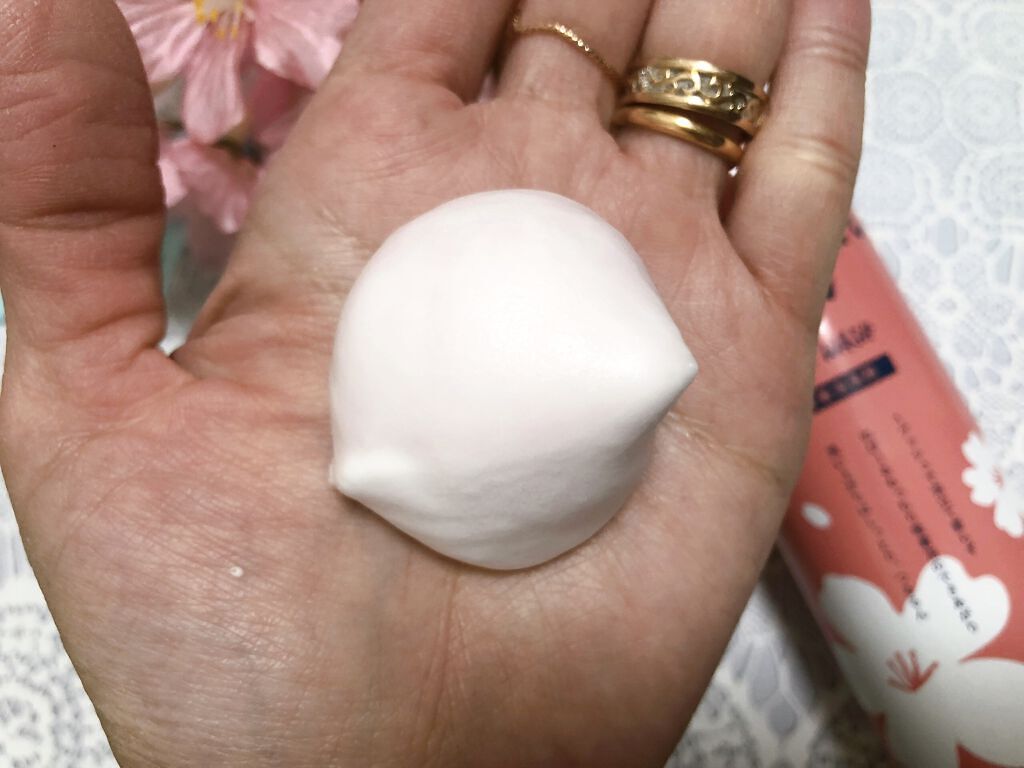 MoccHi SKIN モッチスキン吸着泡洗顔 SKのクチコミ「モチモチの泡がのび〜〜る吸着泡洗顔🛁
〝モッチスキン吸着泡洗顔SKR(桜)〟🌸

こののび〜る.....」（3枚目）