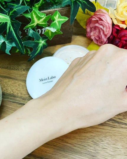 モイストラボ ルースパウダー/Moist Labo/ルースパウダーを使ったクチコミ(4枚目)