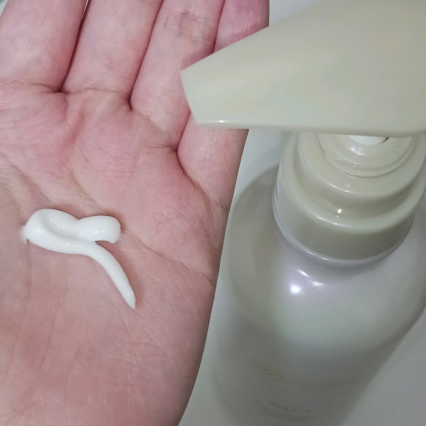 ãªãã¢ã·ã£ã³ããŒ/ãªãã¢ããªãŒãã¡ã³ã/plus eau/åžè²©ã·ã£ã³ããŒã䜿ã£ãã¯ãã³ãïŒ5æç®ïŒ