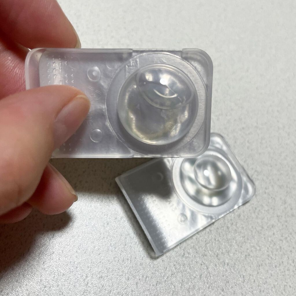 natsumi on LIPS 「12月1日に新発売されたカラコン【Refrearmeleche..」(7枚目)