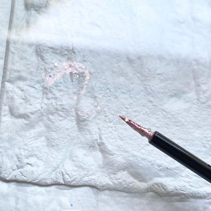 グリッター イルミネーションライナー R/CipiCipi/リキッドアイライナーを使ったクチコミ(2枚目)