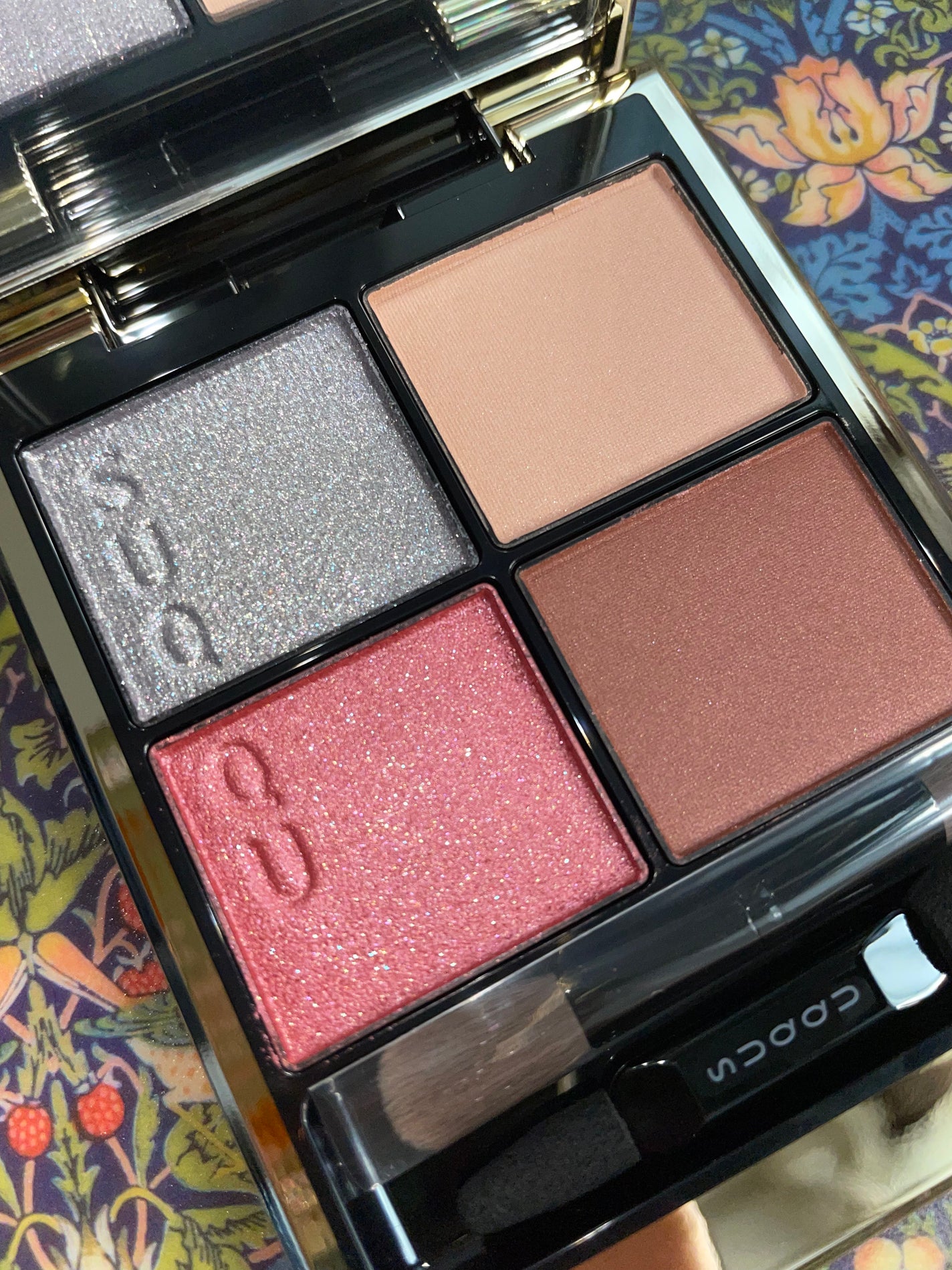 シグニチャー カラー アイズ/SUQQU/アイシャドウパレットを使ったクチコミ(1枚目)