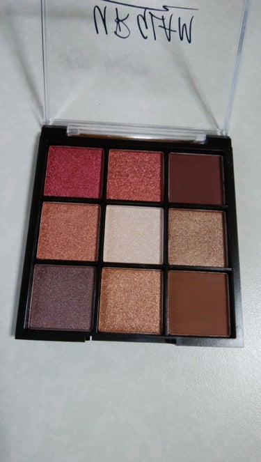 UR GLAM　BLOOMING EYE COLOR PALETTE/U R GLAM/アイシャドウパレットを使ったクチコミ（3枚目）